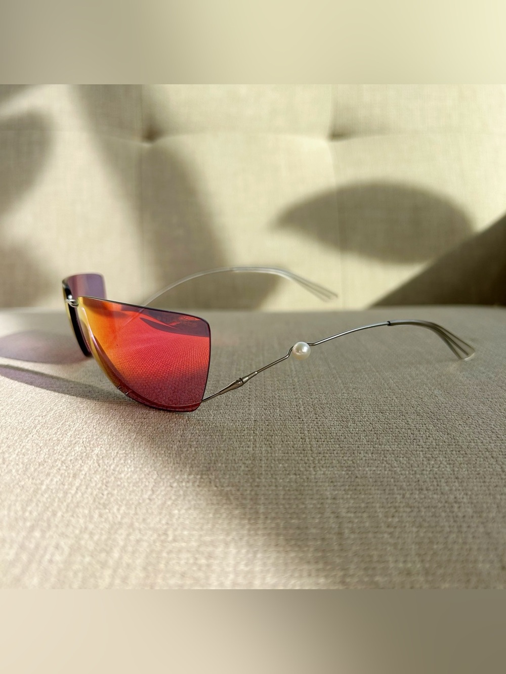 Authentic 90’s Vintage Chanel Pink Rimless Shield Sunglasses - Picture 2 of 16